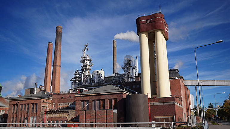 Πρέπει να κλείσουν 3.000 σταθμοί παραγωγής ηλεκτρικής ενέργειας για να περιοριστεί η άνοδος των θερμοκρασιών